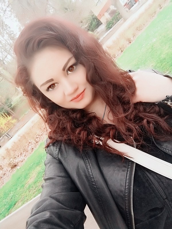 Plno�t�hl� modelky, plus size modelka, baculky