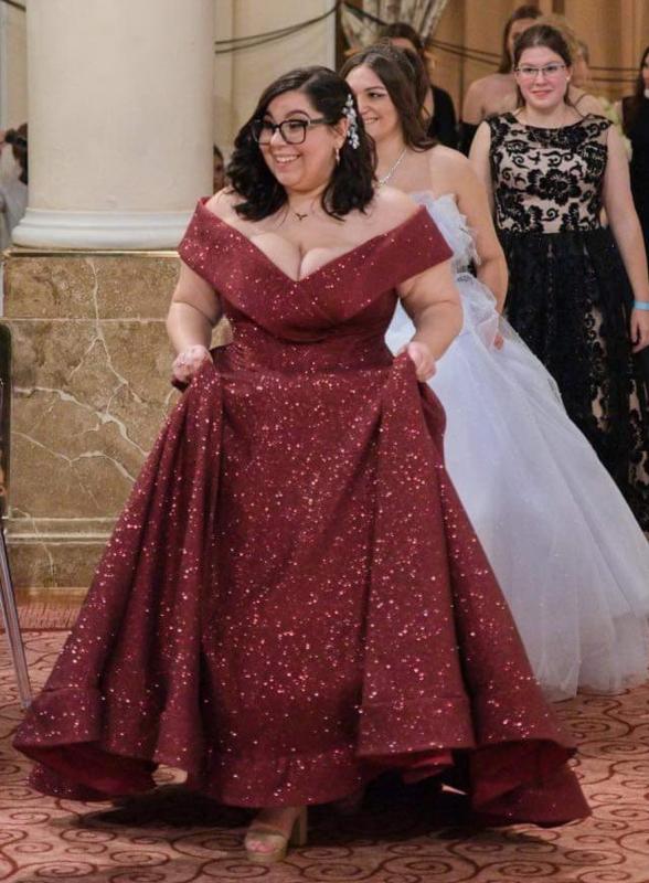 Plno�t�hl� modelky, plus size modelka, baculky, 206-IMG_5586