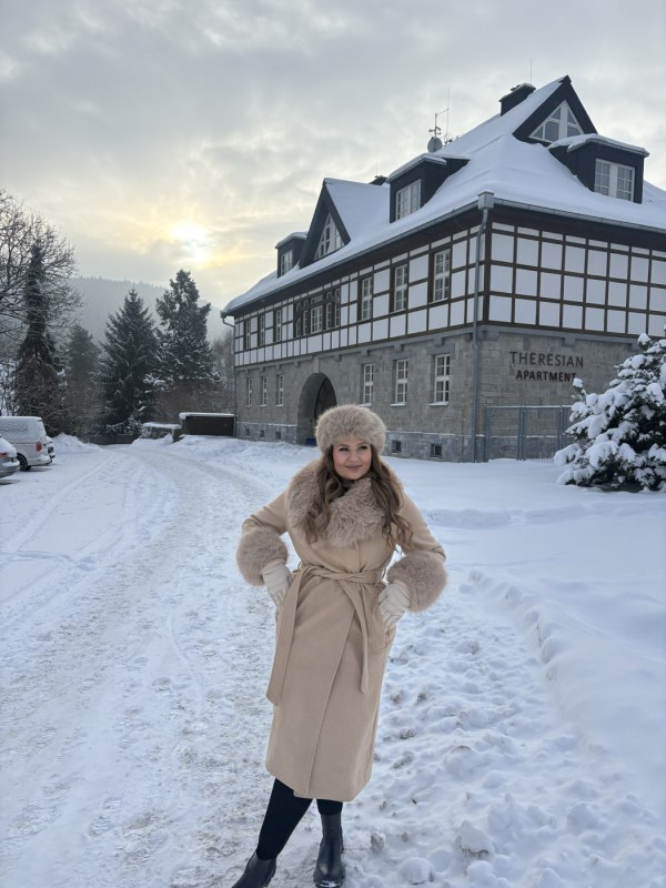 Plno�t�hl� modelky, plus size modelka, baculky