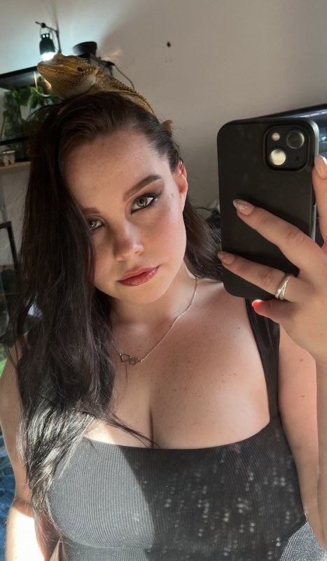 Plno�t�hl� modelky, plus size modelka, baculky
