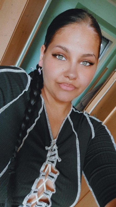 Plno�t�hl� modelky, plus size modelka, baculky