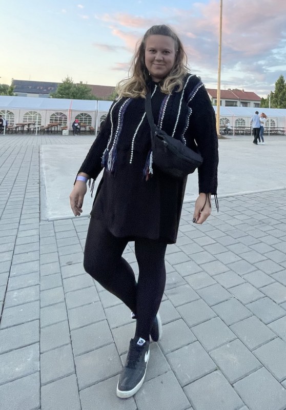 Plno�t�hl� modelky, plus size modelka, baculky