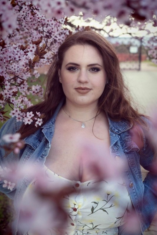 Plno�t�hl� modelky, plus size modelka, baculky