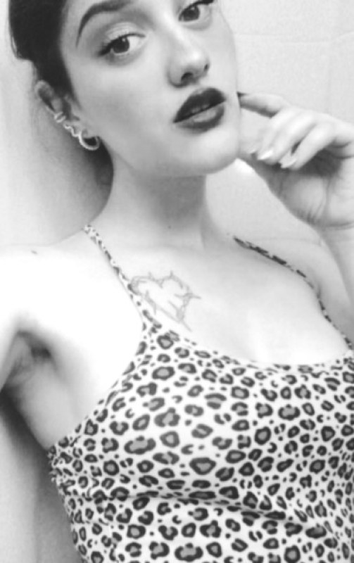Plno�t�hl� modelky, plus size modelka, baculky