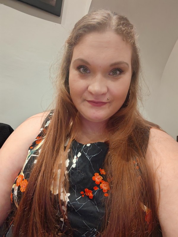 Plno�t�hl� modelky, plus size modelka, baculky