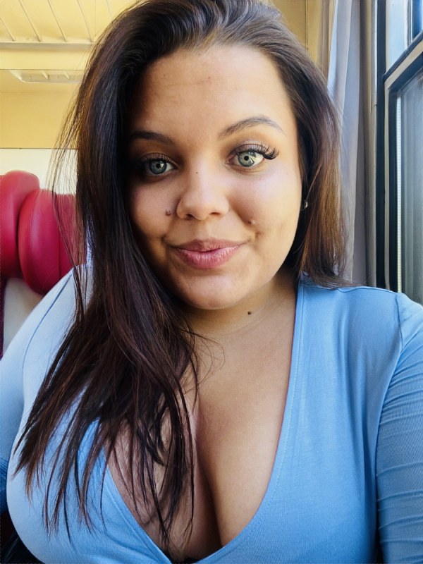 Plno�t�hl� modelky, plus size modelka, baculky