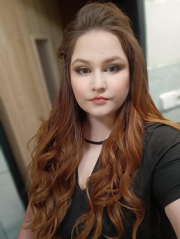 Plno�t�hl� modelky, plus size modelka, baculky, 322-inbound7403586564663848801