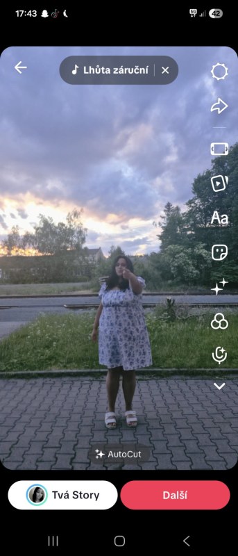 Plno�t�hl� modelky, plus size modelka, baculky, 348-Screenshot_20260612_174357_TikTok