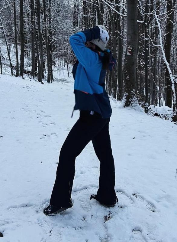 Plno�t�hl� modelky, plus size modelka, baculky, 361-FE04DC8F-B97A-464B-AF97-015EF1080340