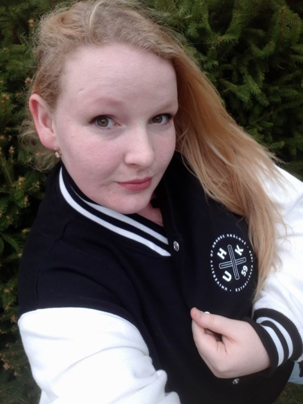 Plno�t�hl� modelky, plus size modelka, baculky