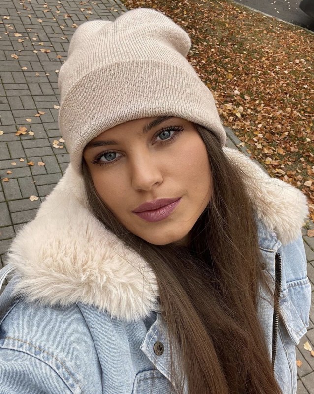Plno�t�hl� modelky, plus size modelka, baculky