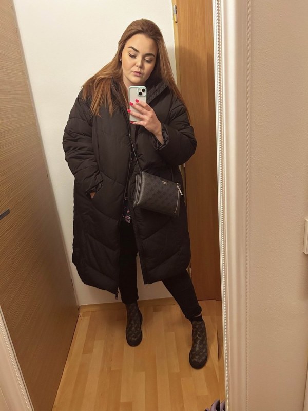 Plno�t�hl� modelky, plus size modelka, baculky