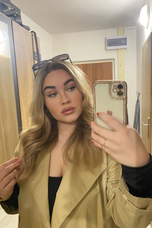 Plno�t�hl� modelky, plus size modelka, baculky