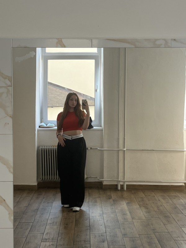 Plno�t�hl� modelky, plus size modelka, baculky