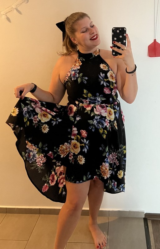 Plno�t�hl� modelky, plus size modelka, baculky