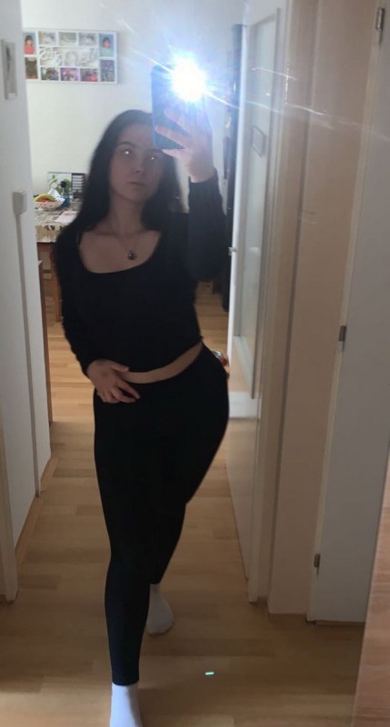 Plno�t�hl� modelky, plus size modelka, baculky