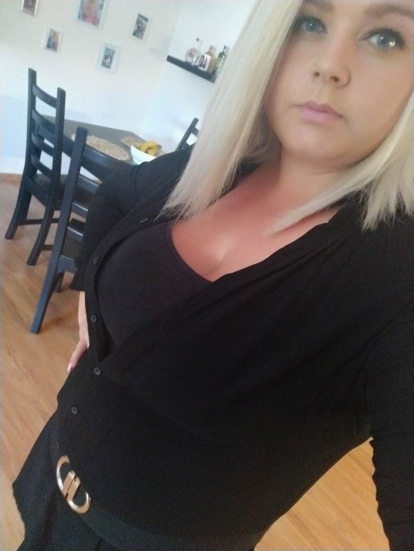 Plno�t�hl� modelky, plus size modelka, baculky