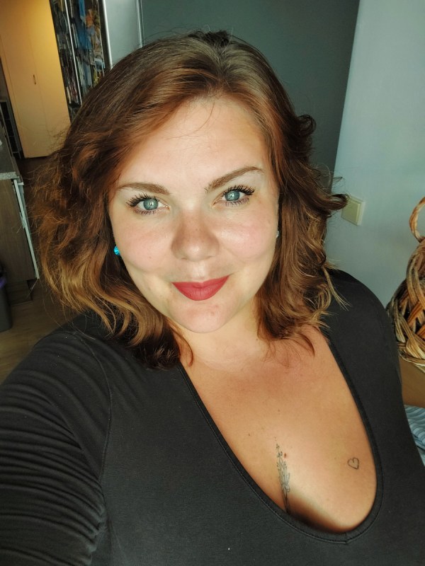 Plno�t�hl� modelky, plus size modelka, baculky, 534-20230713_172115