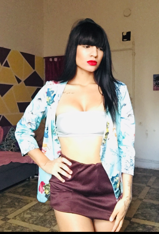 Plno�t�hl� modelky, plus size modelka, baculky