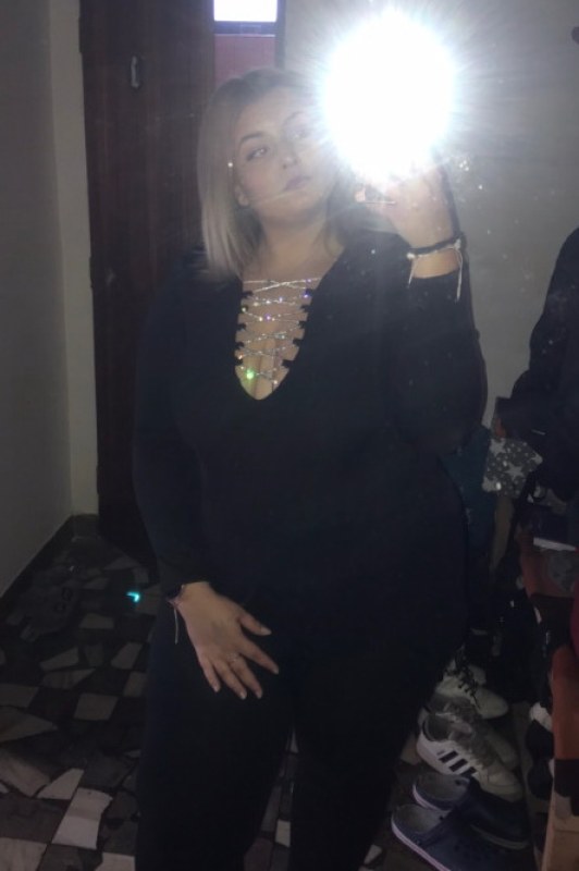 Plno�t�hl� modelky, plus size modelka, baculky