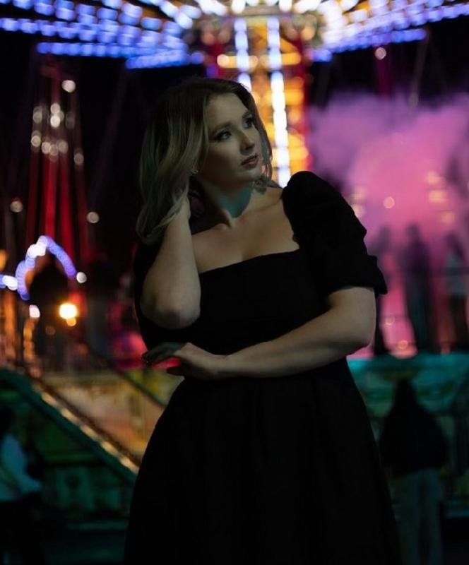 Plno�t�hl� modelky, plus size modelka, baculky, 759-3E125393-EFD7-4862-9625-968BF980CC4B