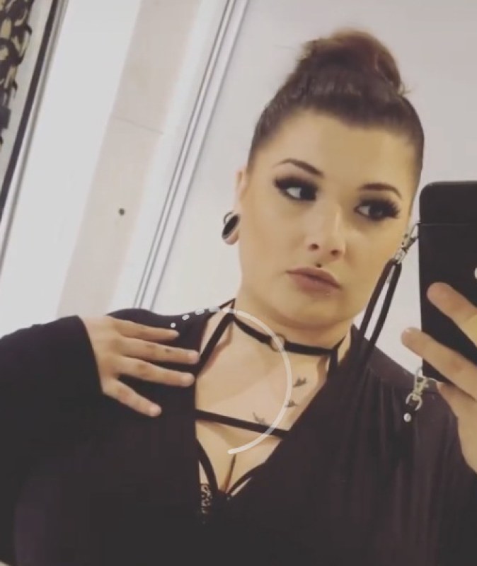 Plno�t�hl� modelky, plus size modelka, baculky