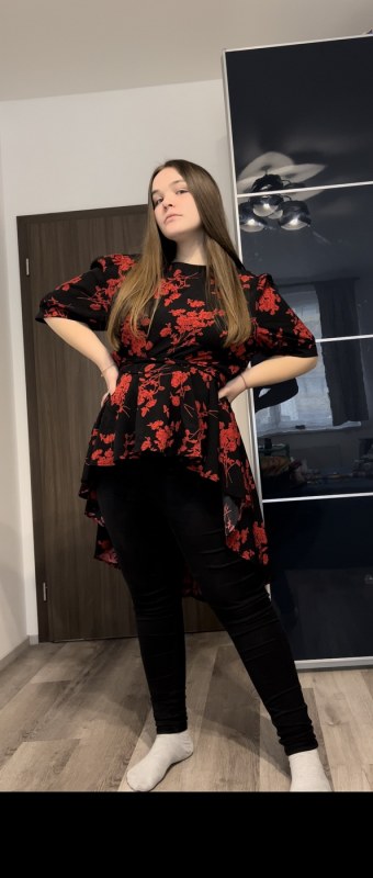 Plno�t�hl� modelky, plus size modelka, baculky, 820-F262804A-3253-42D8-8ACB-AF1992BFF67A
