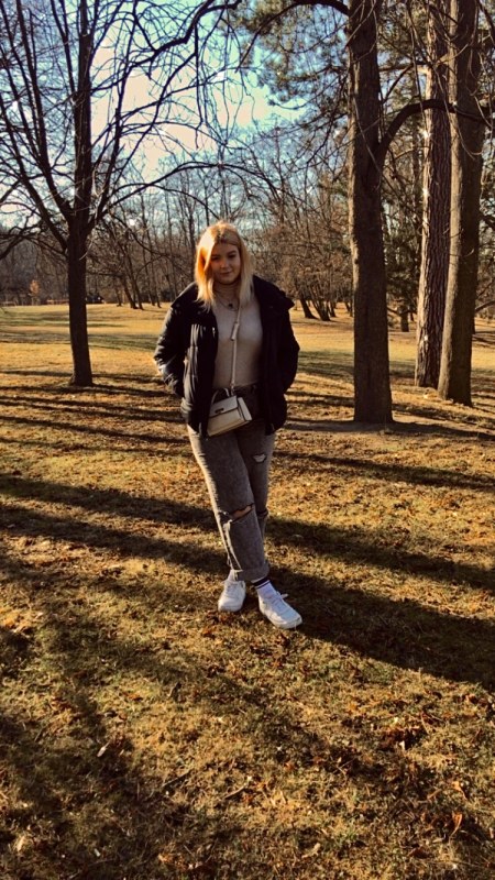 Plno�t�hl� modelky, plus size modelka, baculky