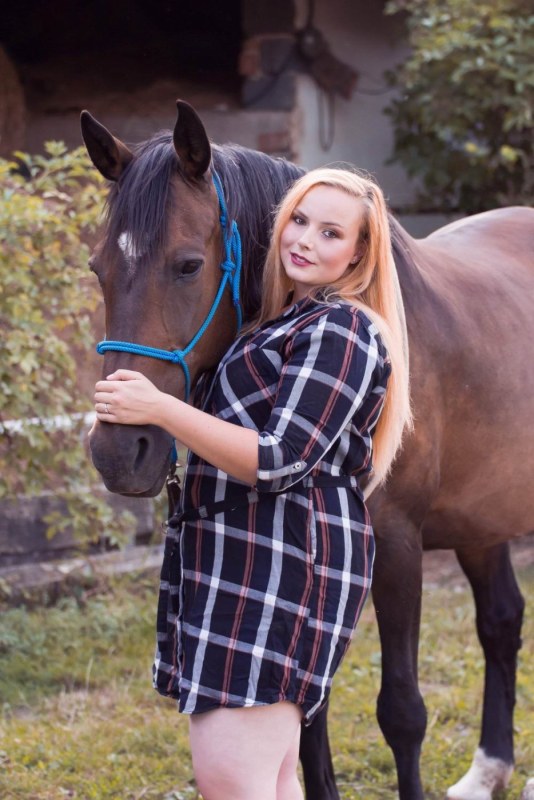 Plno�t�hl� modelky, plus size modelka, baculky