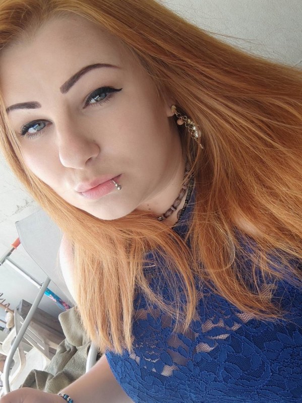 Plno�t�hl� modelky, plus size modelka, baculky