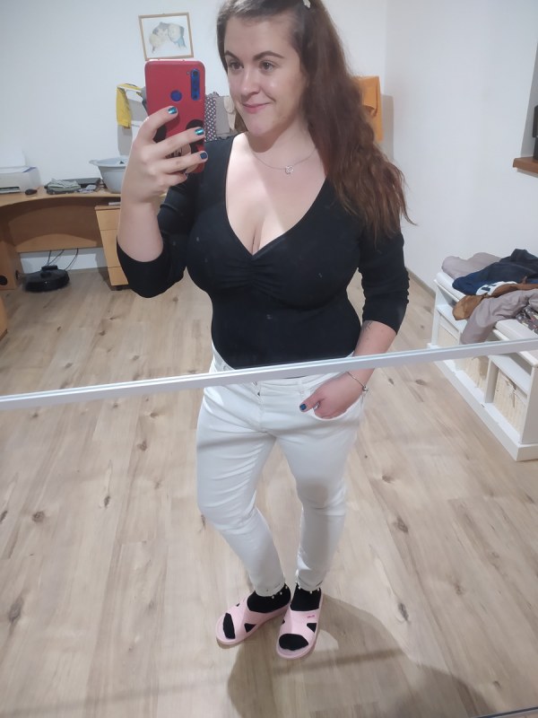 Plno�t�hl� modelky, plus size modelka, baculky