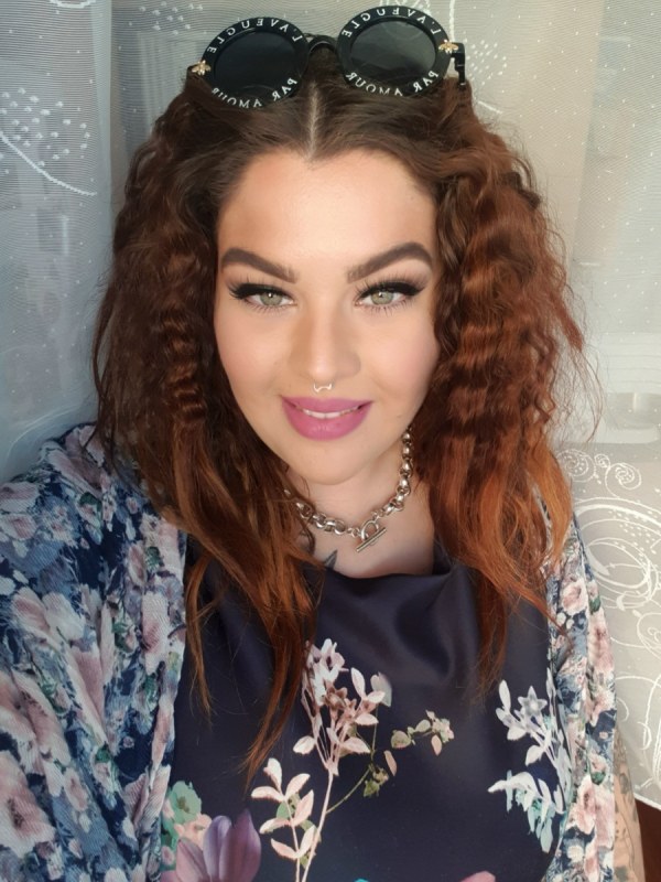 Plno�t�hl� modelky, plus size modelka, baculky, 883-inbound638953234779185838