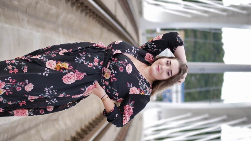 Plno�t�hl� modelky, plus size modelka, baculky, 885-F8180734-E73A-4FDD-952B-15EAAF6FAACF
