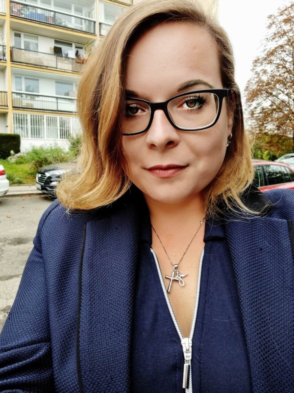 Plno�t�hl� modelky, plus size modelka, baculky